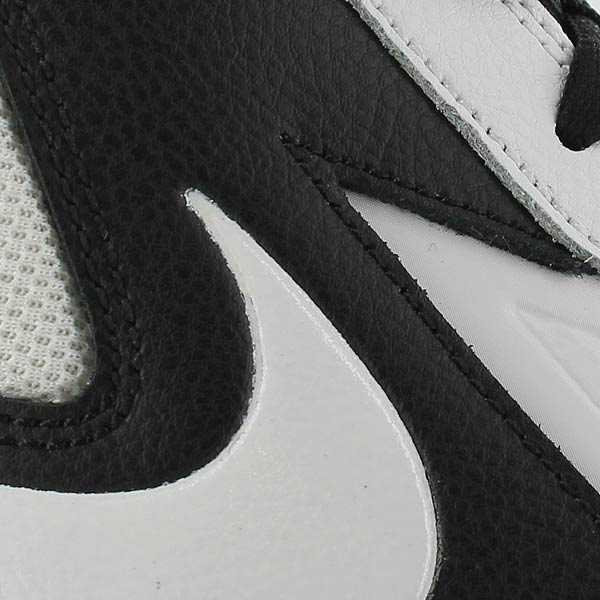 Купить Баскетбольные кроссовки Nike Team Hustle D7 (GS) | 747998-101 в Москве или заказать доставку на Slamdunk.su