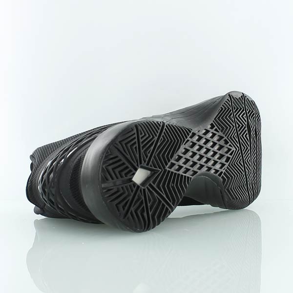 Купить Баскетбольные кроссовки Nike Zoom Hyperdisruptor | 548180-002 в Москве или заказать доставку на Slamdunk.su