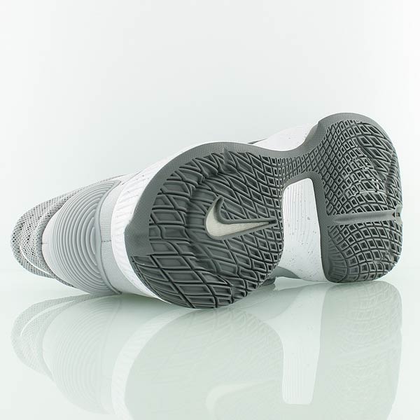 Купить Баскетбольные кроссовки Nike Zoom HyperRev 2016 | 820224-014 в Москве или заказать доставку на Slamdunk.su