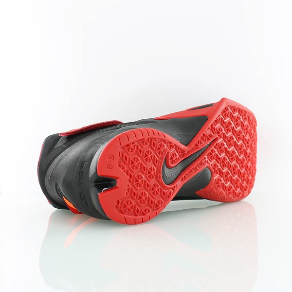 Купить Баскетбольные кроссовки Nike Zoom Soldier 8(Lebron) | 653641-016 в Москве или заказать доставку на Slamdunk.su