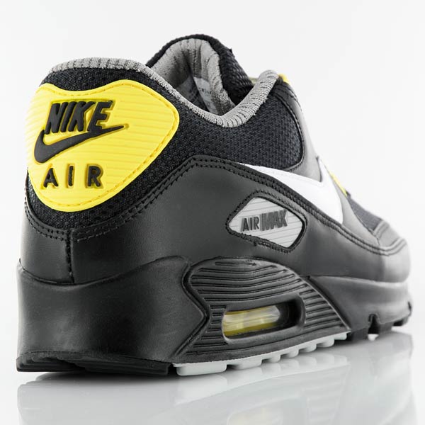 Купить Кроссовки Nike Air Max 90 Premium | 333888-011 в Москве или заказать доставку на Slamdunk.su