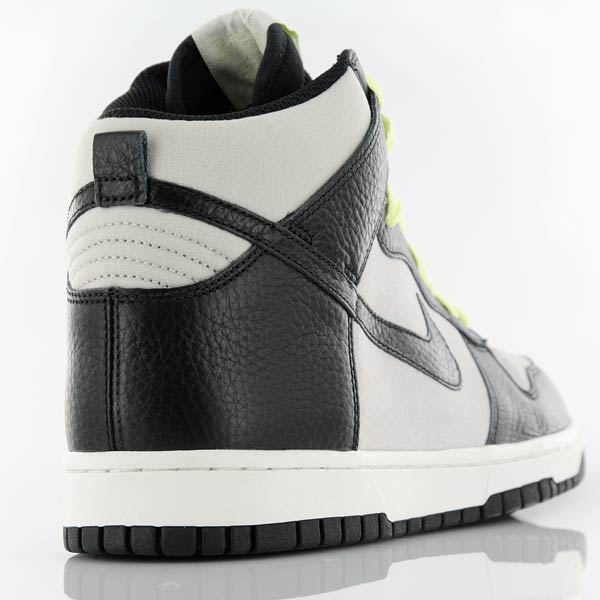Купить Кроссовки Nike Dunk High | 407920-010 в Москве или заказать доставку на Slamdunk.su