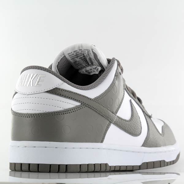 Купить Кроссовки Nike Dunk Low | 318019-102 в Москве или заказать доставку на Slamdunk.su