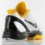 Баскетбольные кроссовки Nike Zoom Kobe VI - картинка