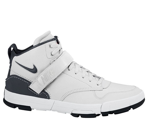 Купить Кроссовки Nike Air Ratna Mid | 407617-100 в Москве или заказать доставку на Slamdunk.su