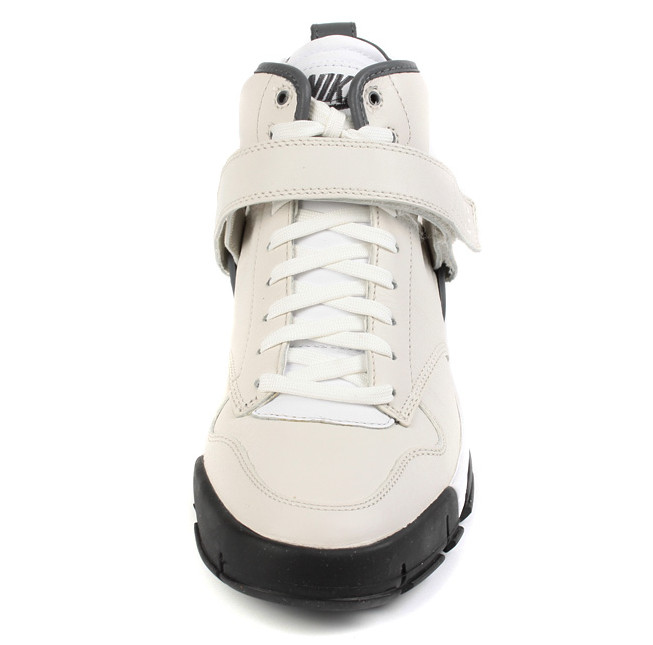 Купить Кроссовки Nike Air Ratna Mid | 407617-100 в Москве или заказать доставку на Slamdunk.su