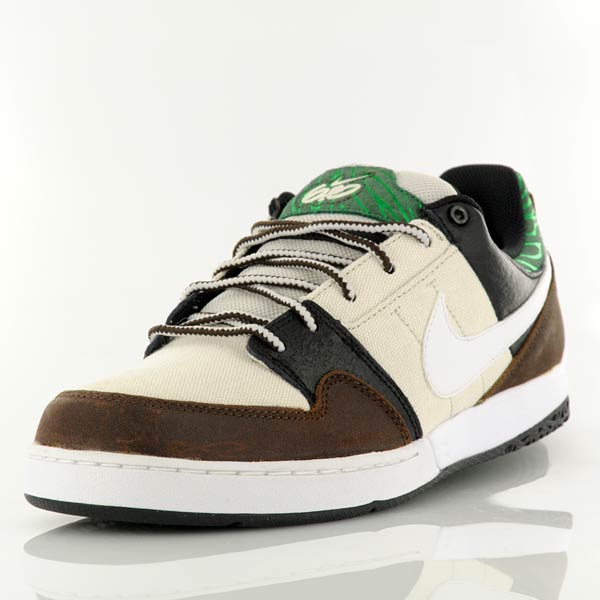 Купить Кроссовки Nike 6.0 Zoom Mogan 2 | 386390-017 в Москве или заказать доставку на Slamdunk.su