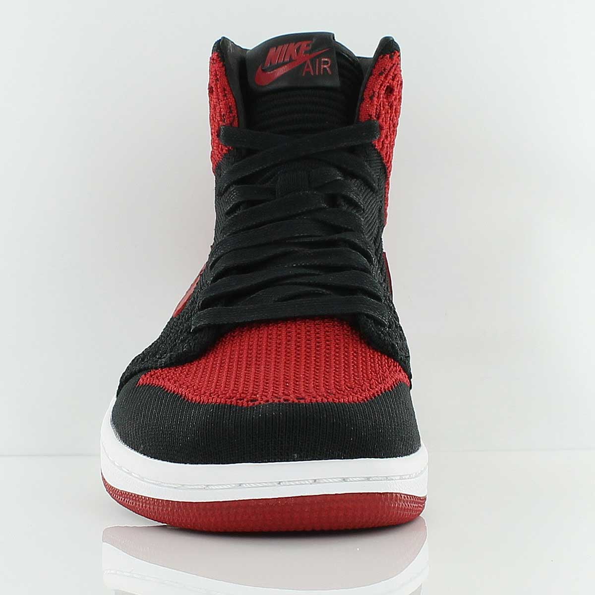 Купить Кроссовки Air Jordan 1 Retro High Flyknit | 919704-001 в Москве или заказать доставку на Slamdunk.su