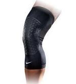 Фиксатор колена Nike Pro Combat Knee Sleeve - картинка